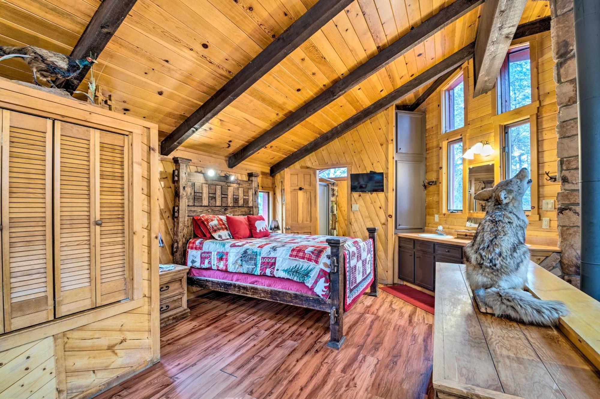 Unique Bear Country Cabin In Ruidoso With Hot Tub! Eksteriør bilde
