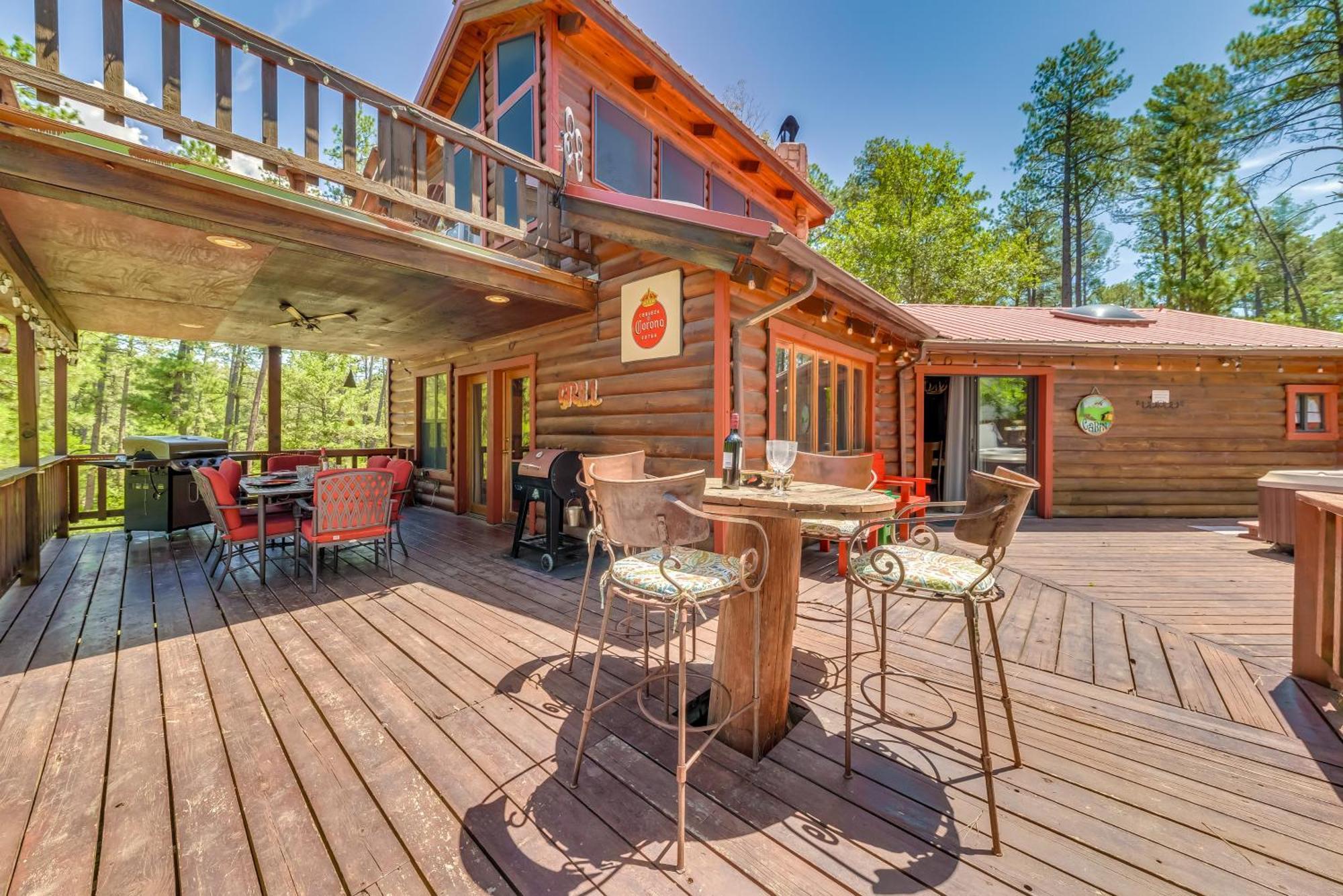 Unique Bear Country Cabin In Ruidoso With Hot Tub! Eksteriør bilde