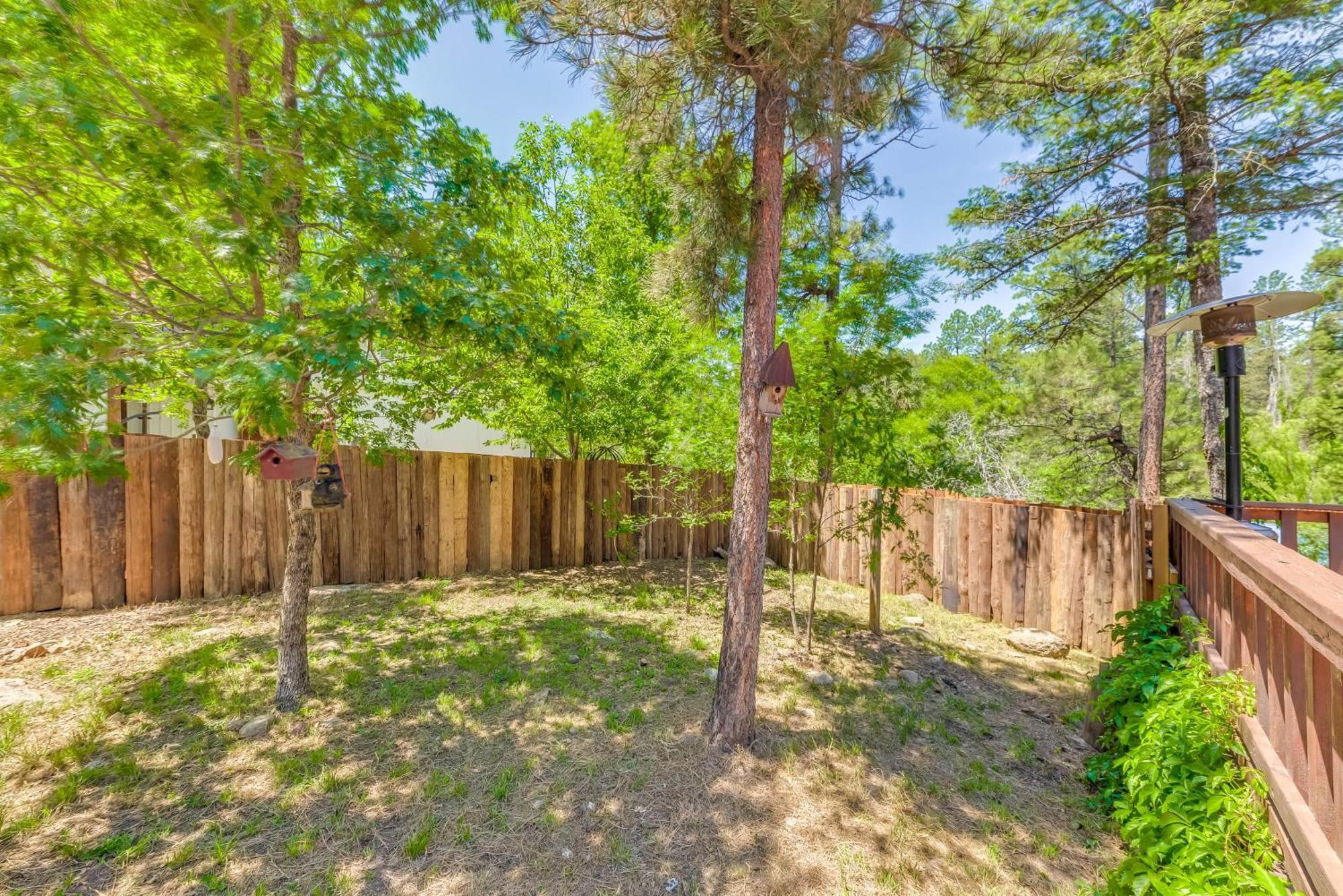 Unique Bear Country Cabin In Ruidoso With Hot Tub! Eksteriør bilde