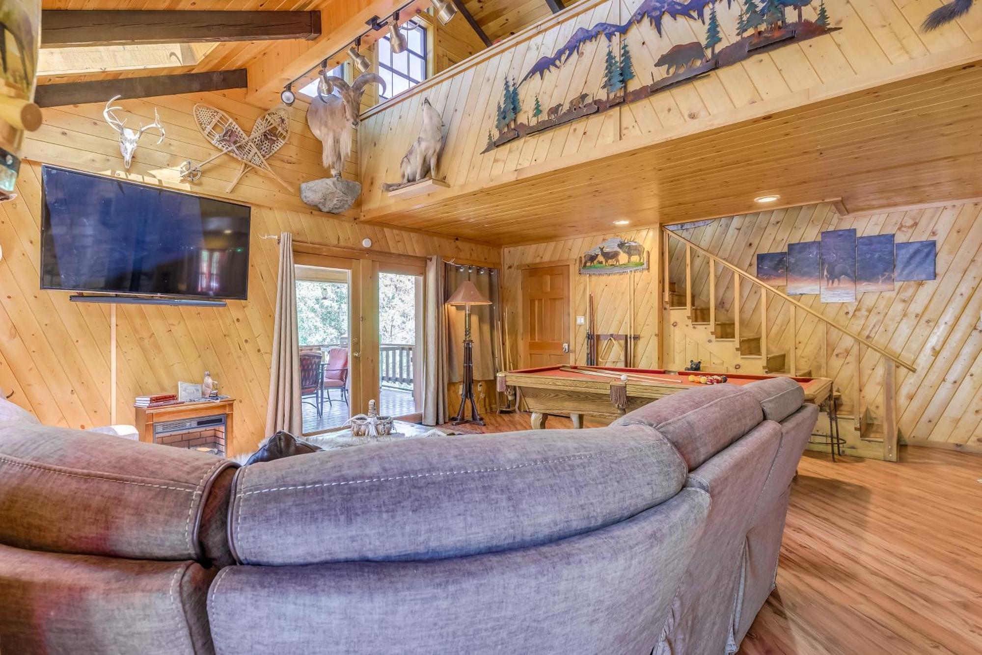 Unique Bear Country Cabin In Ruidoso With Hot Tub! Eksteriør bilde